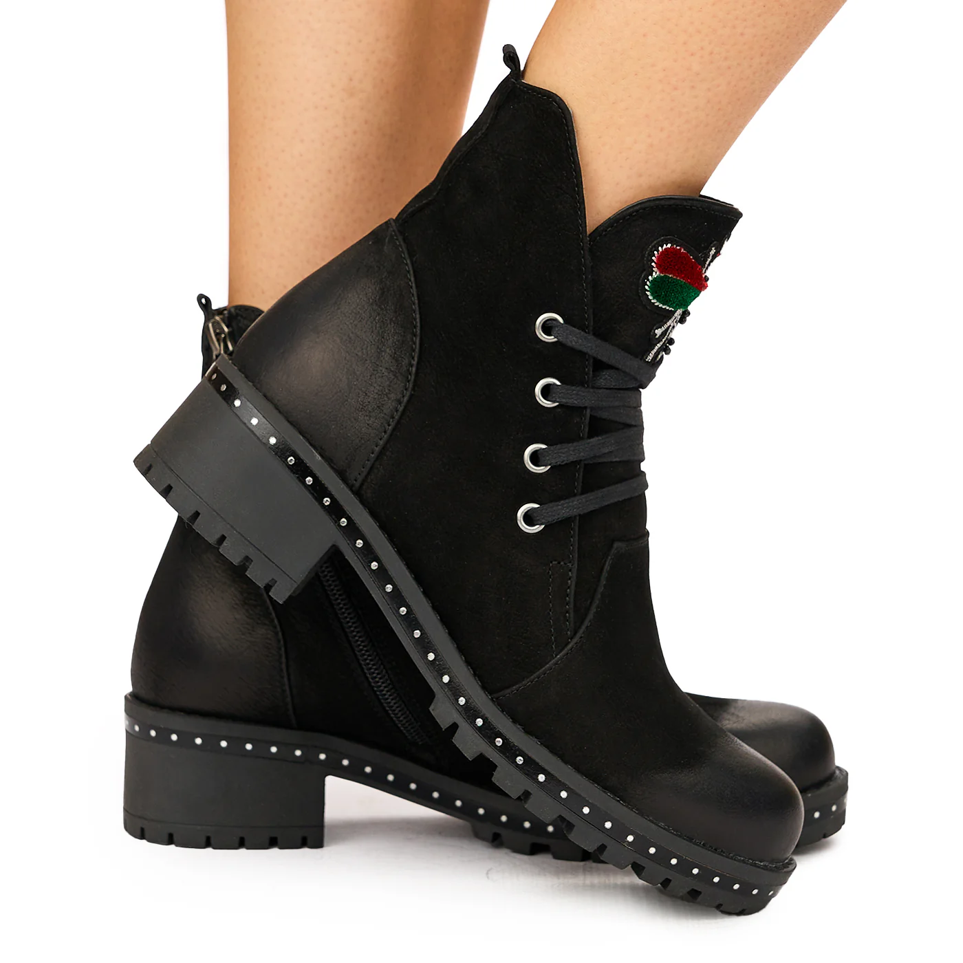 Ghete dama din piele naturala neagra 3898