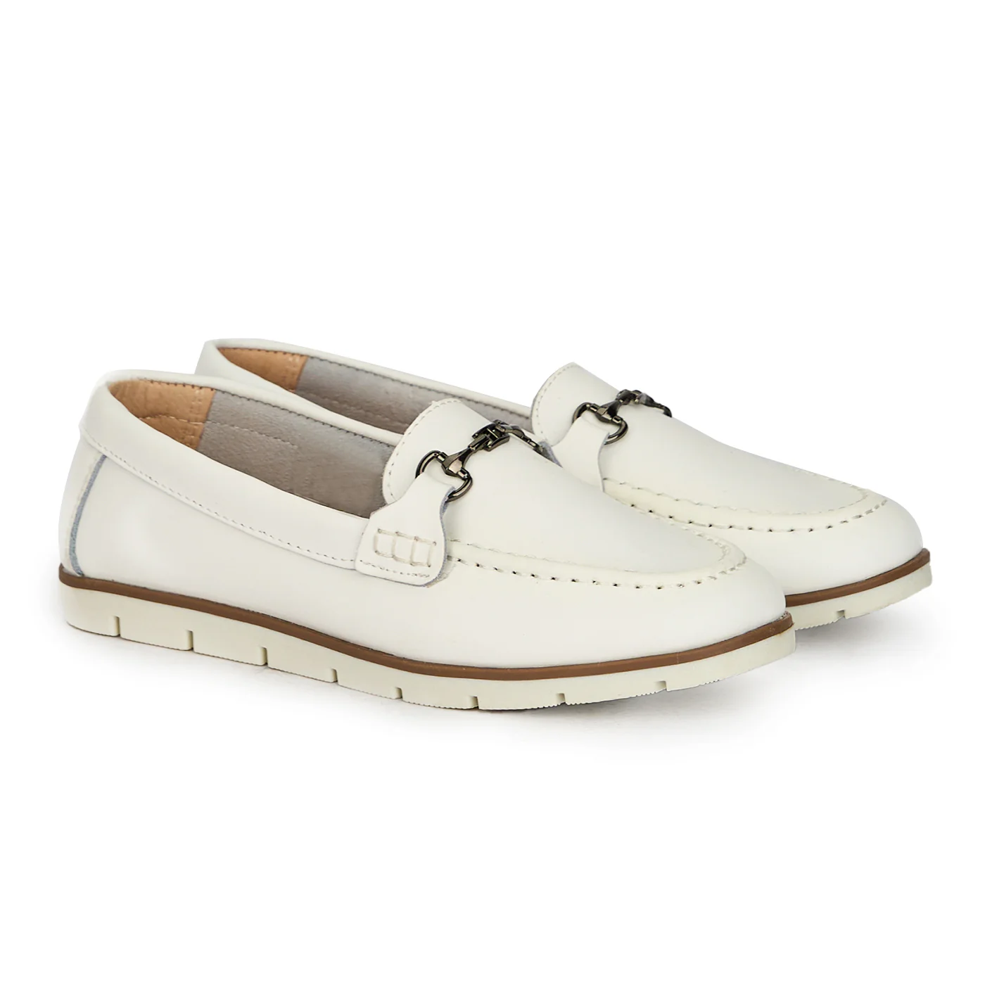 Pantofi dama din piele naturala alba cu accesoriu metalic 17656 - Image 4